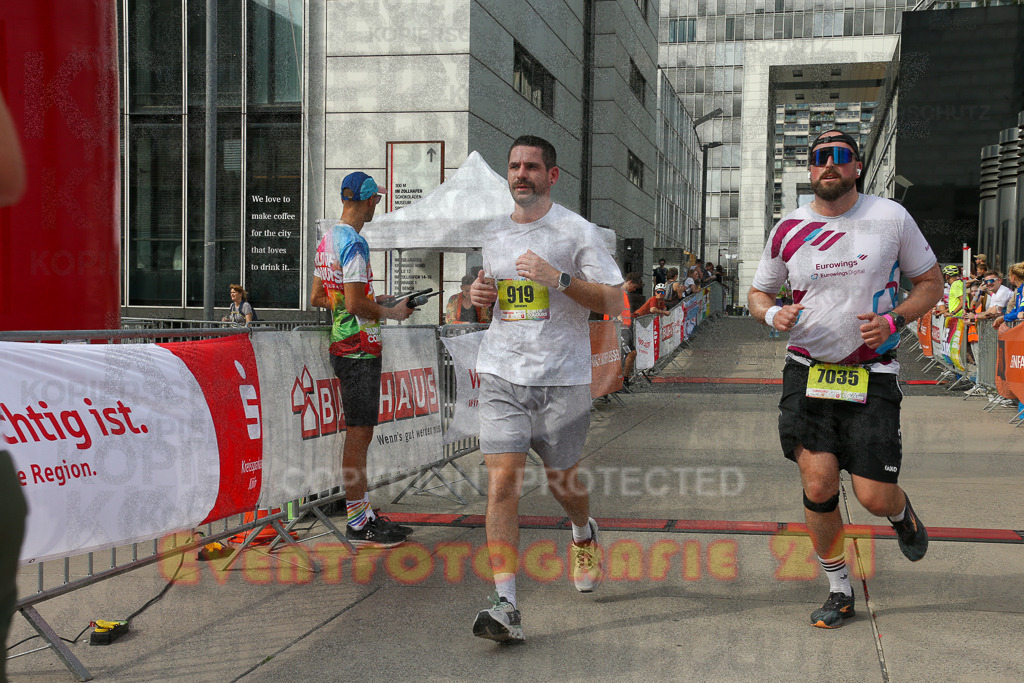 250920_1527_EX1_9550 | Sportfotografie im Rhein-Sieg Kreis, Köln, Bonn, NRW, Rheinland Pfalz, Hessen, etc. Unser Tätigkeitsfeld umfasst den Laufsport vom Volkslauf über den Marathon, Duathlon, Triathon bis zum Ultralauf wie Kölnpfad Ultra oder Schindertrail.