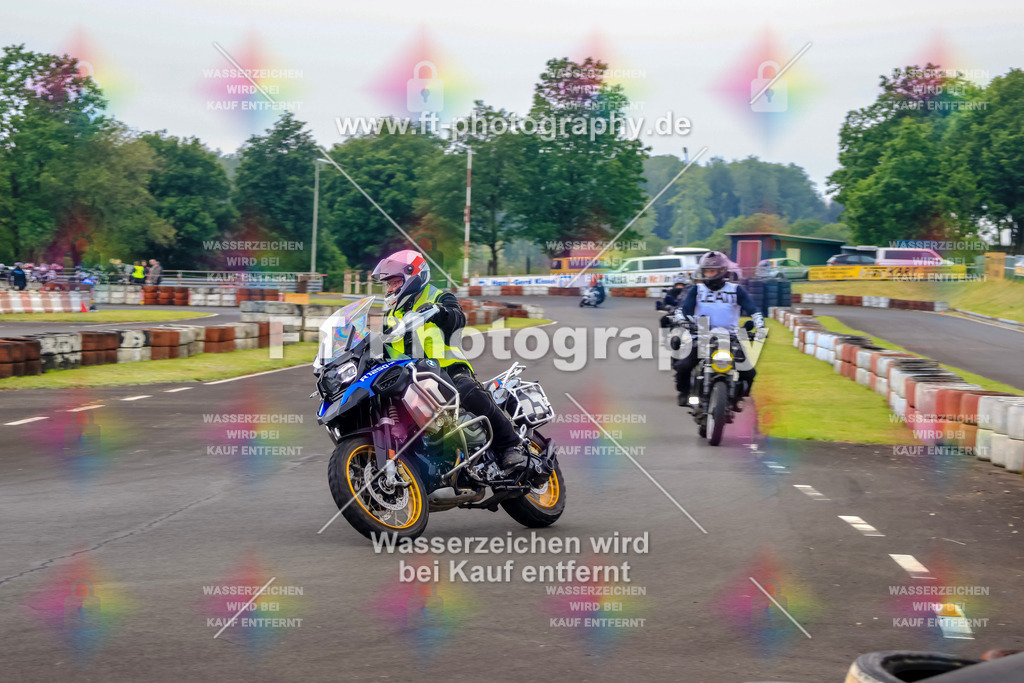 OBK-5687 | Hier findet Ihr Bilder von Touristenfahrten auf der Nürburgring Nordschleife oder von anderen Veranstaltungen die ich besucht habe. Viel Spass beim Durch Schauen 