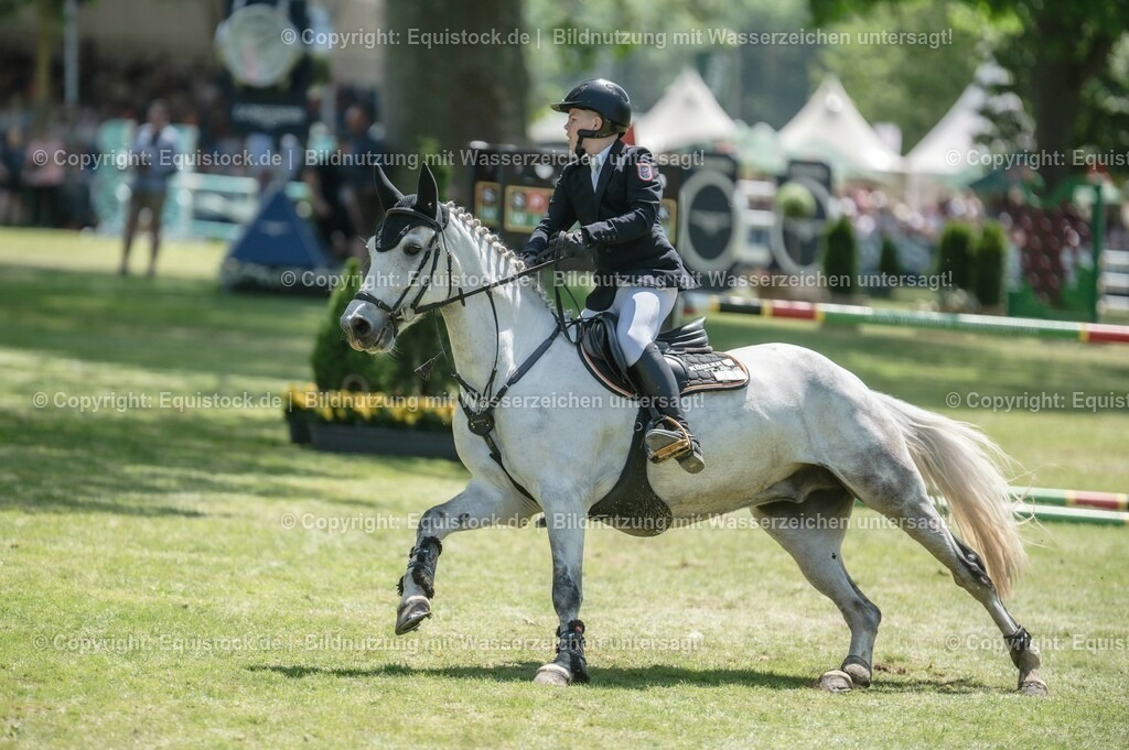 20230528_Jump-and-Drive_0049 | equistock