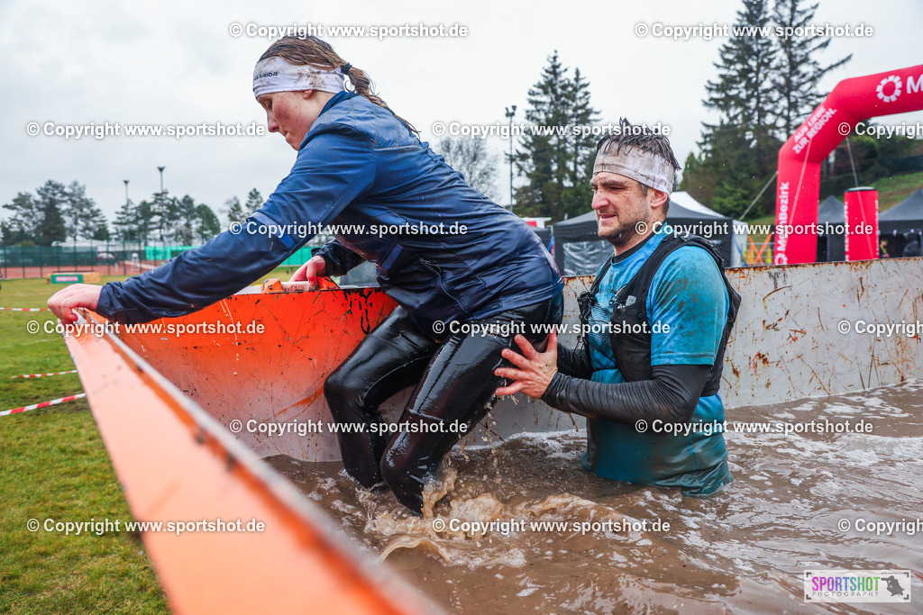 LUR_2203 | Rund um das Thema Sport-Event-Fotografie & individuelle Teilnehmerfotos. Jeder Teilnehmer wird fotografiert.