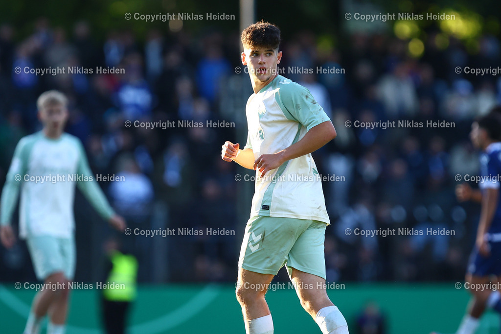 NH_SVWerderBremenU19_KarlsruherSCU19_JuniorenDFBPokal_23052025 | #7 Yuval Ranon (SV Werder Bremen U19)Fußball I Junioren I DFB-Pokal I Saison 2024-2025 I Finale I SV Werder Bremen U19 - Karlsruher SC U19 I 23.05.2025 I Karl-Liebknecht-Stadion