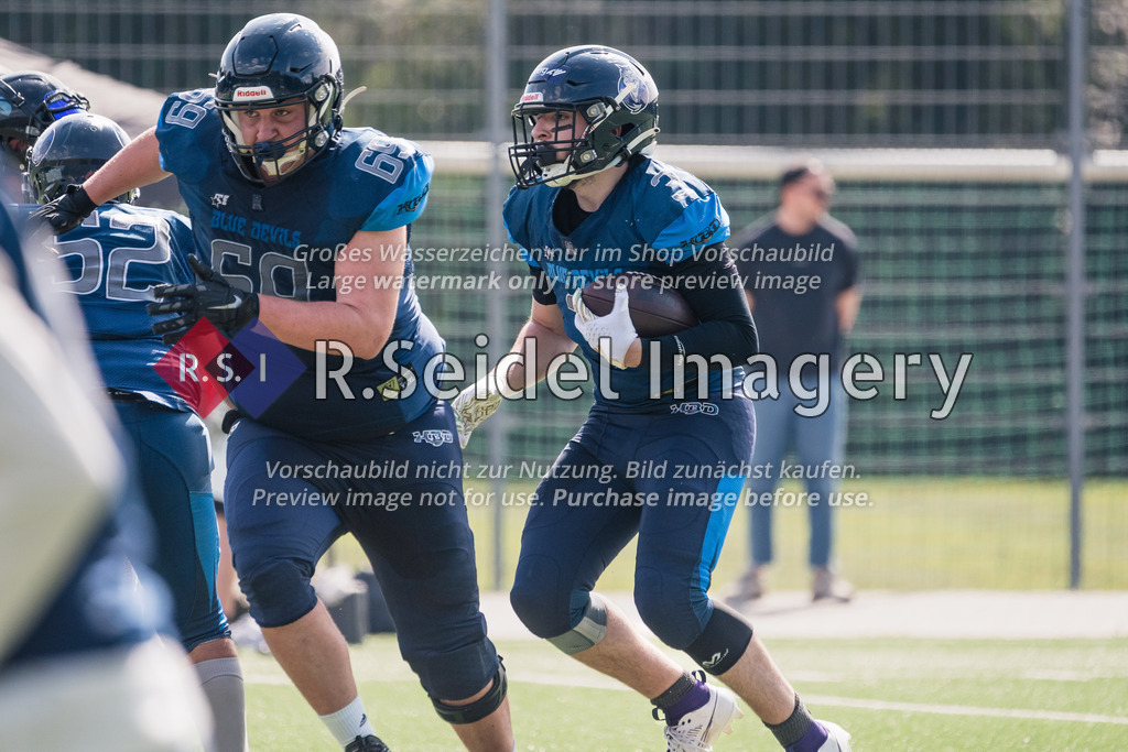 RS-1-130608 | Michel Völker (#69, Blue Devils), Arnau Bruns Riu (#3, Blue Devils)