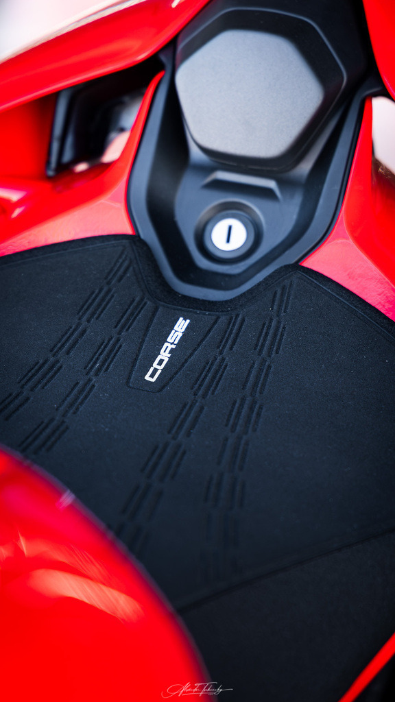 Ducati Trackday Hockenheimring 2026 | Entdecken Sie die faszinierende Welt von Alexander Tschuncky Arts: Kreative Fotografie, atemberaubende Automobilkunst und hochwertiger Bilderdruck. Lassen Sie sich inspirieren! - Realisiert mit Pictrs.com