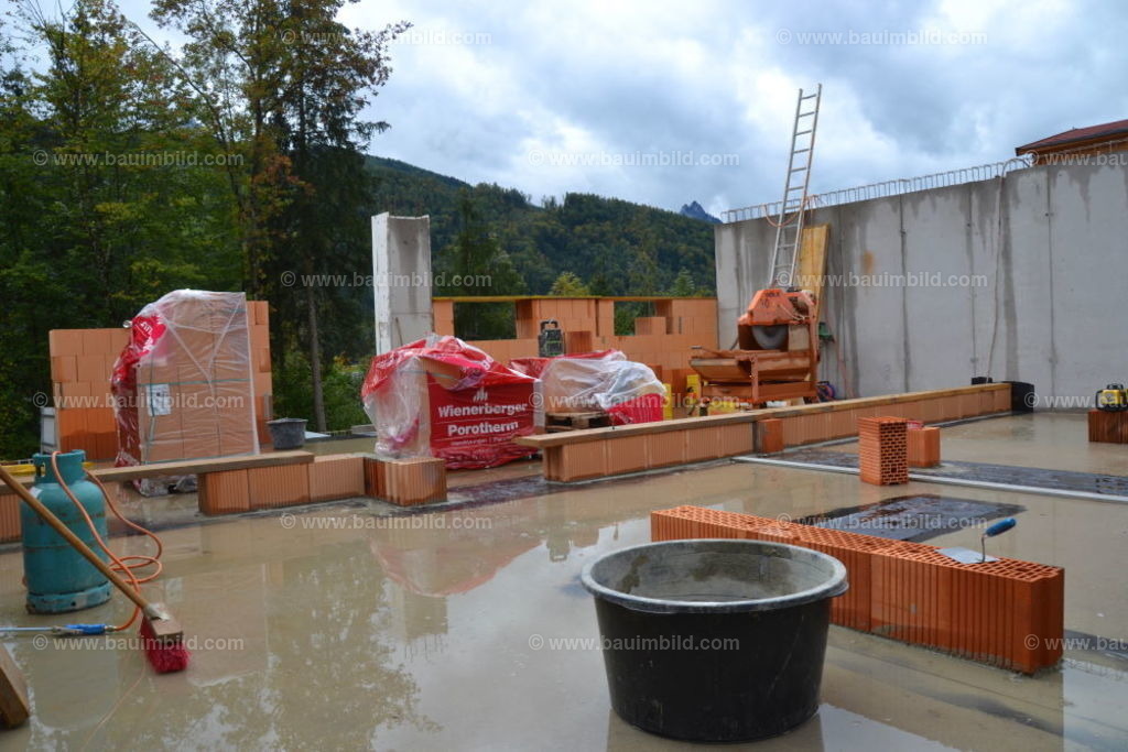 bib-lg07-mauerarbeiten-0017 | Nach LV-Leistungsgruppen sortierte Detailfotos über den Bau eines Hauses. Alle Hausbau-Bilder direkt vom Urheber und Autor der Website Haus-Selber-Bauen.com