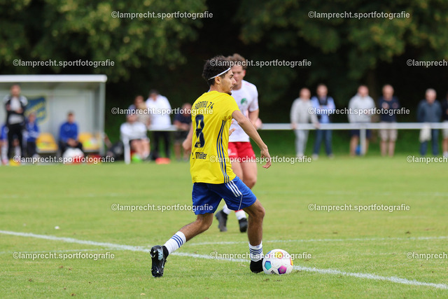 Fußball I Herren I Senioren Landesliga Holstein I 5. Spieltag I SC Rönnau - VfB Lübeck U21 I 23.08.2025.129 | Omer Shwan (8, SC Rönnau) - Realisiert mit Pictrs.com