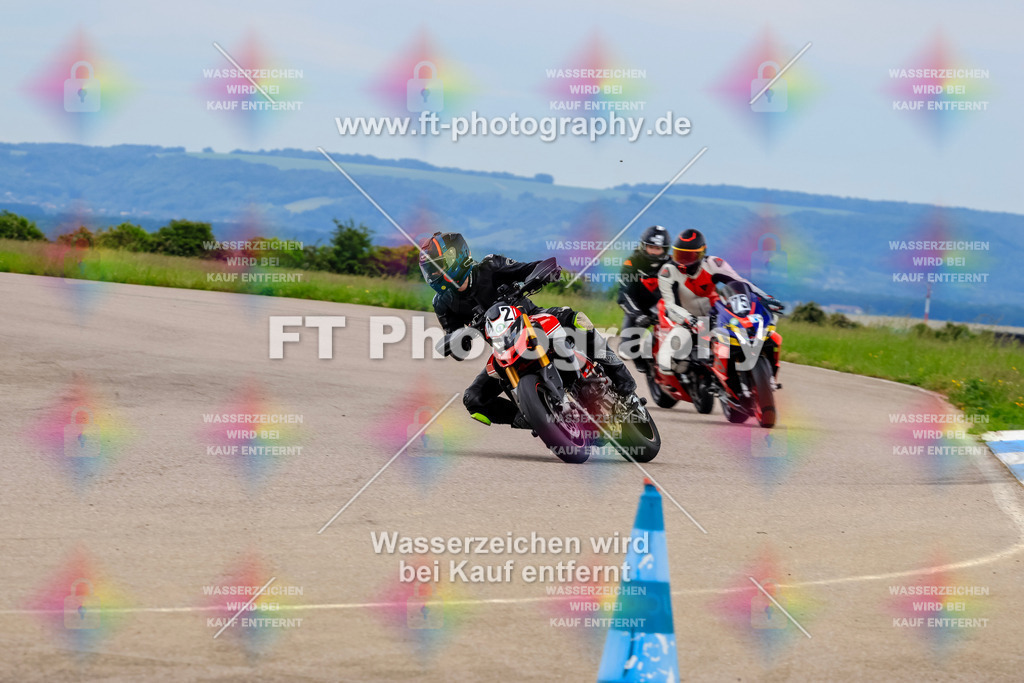 MotoTeam-2807 | Hier findet Ihr Bilder von Touristenfahrten auf der Nürburgring Nordschleife oder von anderen Veranstaltungen die ich besucht habe. Viel Spass beim Durch Schauen 