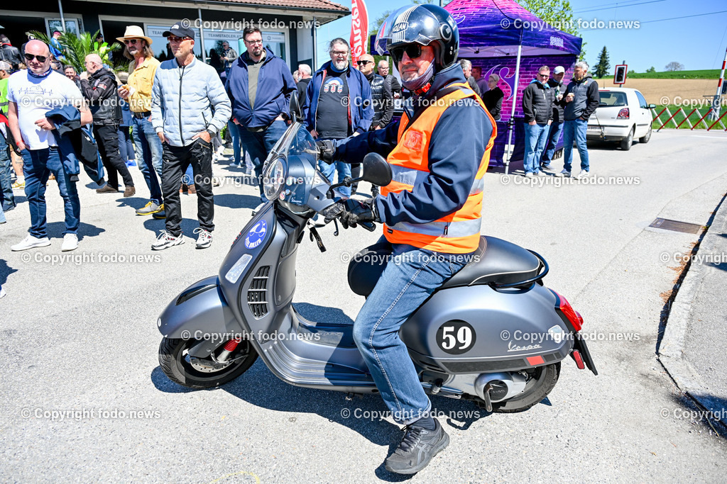 Lets Vespa togehter 2025_ Vespatreffen Neuhofen_ 27.04.2025-193 | 27.04.2025, Neuhofen, Kremsmuenster, AUT, Lets Vespa togehter 2025, Vespatreffen, im Bild Teilnehmer Vespatreffen, Motorsport Stadler©Copyright: Harald Dostal / fodo.media   Alle Bilder honorarfrei