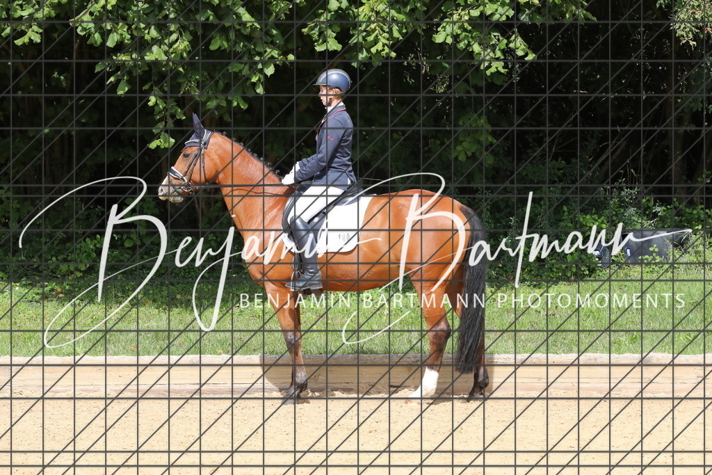 AZ2A2368 | Benjamin Bartmann Photomoments