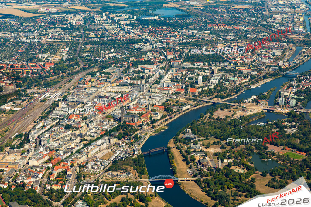 Die Luftaufnahme Schönes Bild von - Magdeburg wurde 2022 vom Flugzeug aus (keine Drohne) erstellt. Hohe Auflösung -für große Poster und Wandbilder geeignet - Garantiert!