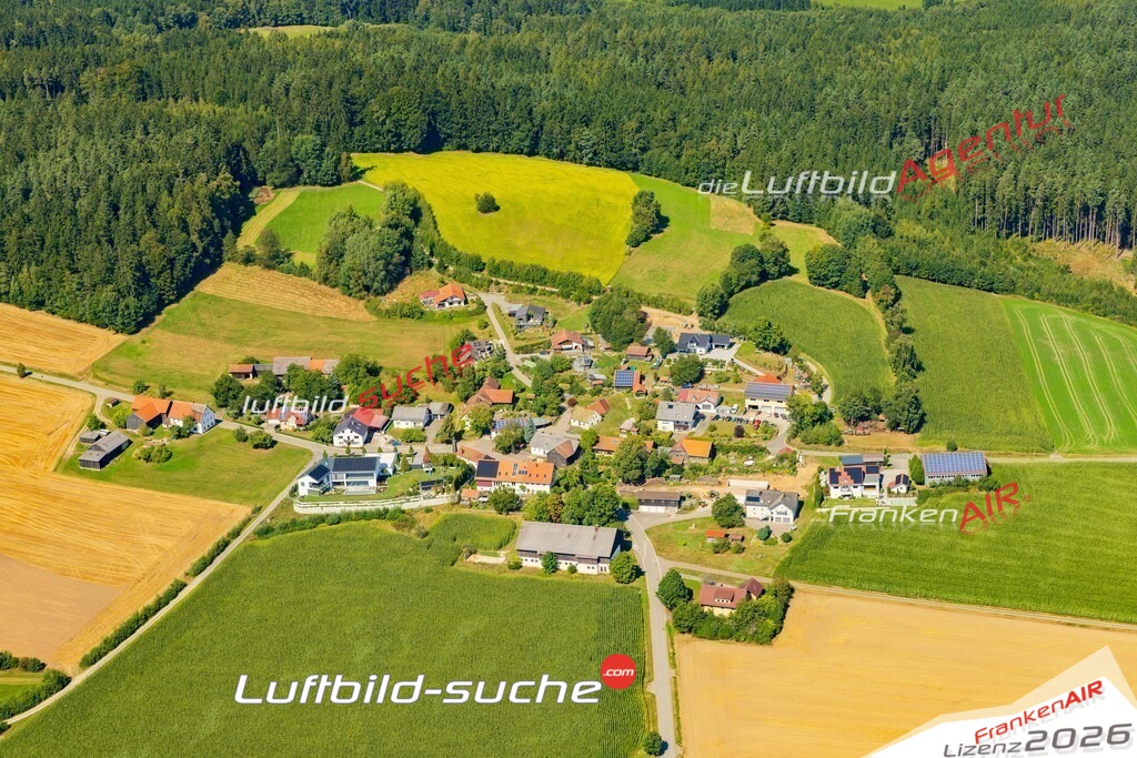 Schöne Luftaufnahme als Geschenk in Kagern Tiefenbach - Die Luftbildaufnahme wurde 2025 vom UL-Flugzeug heraus erstellt ( keine Drohne ) - Hochauflösende Luftaufnahme -Nicht vergleichbar mit Google Maps oder Satelittenbilder- Die Geschenkidee !Mit Lizenz und Bildrechte bestellbar