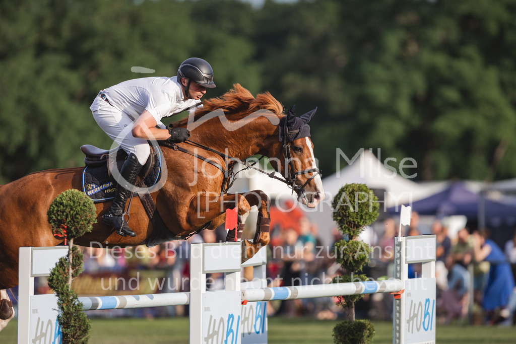 230715_LC_Punkte-S-835 | Deine schönsten Turniermomente als professionelle Fotos! Entdecke hochwertige Pferdesport-Fotografie im Online-Shop. Jetzt Fotos finden & bestellen!