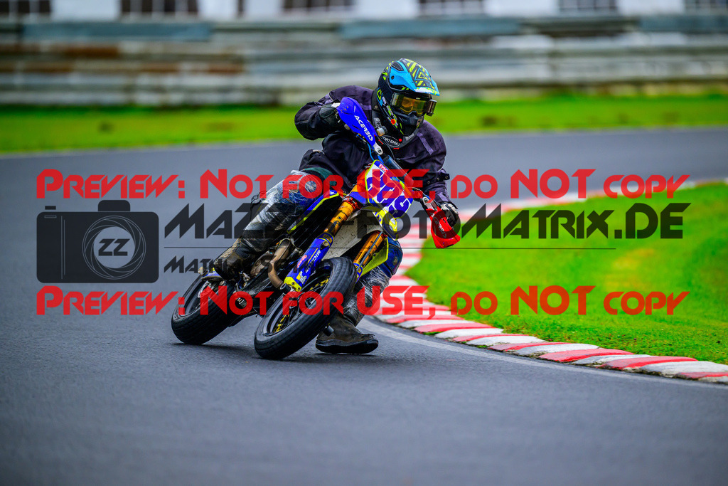 MaZZes_Fotomatrix_20251004_6007705_1404 | S4