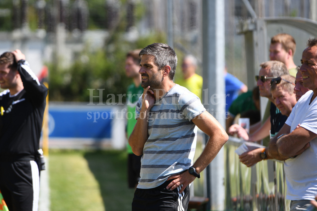 TSV Seebach : TSV Bad Abbach | Andreas Kölbl (Trainer TSV Seebach) - Realisiert mit Pictrs.com