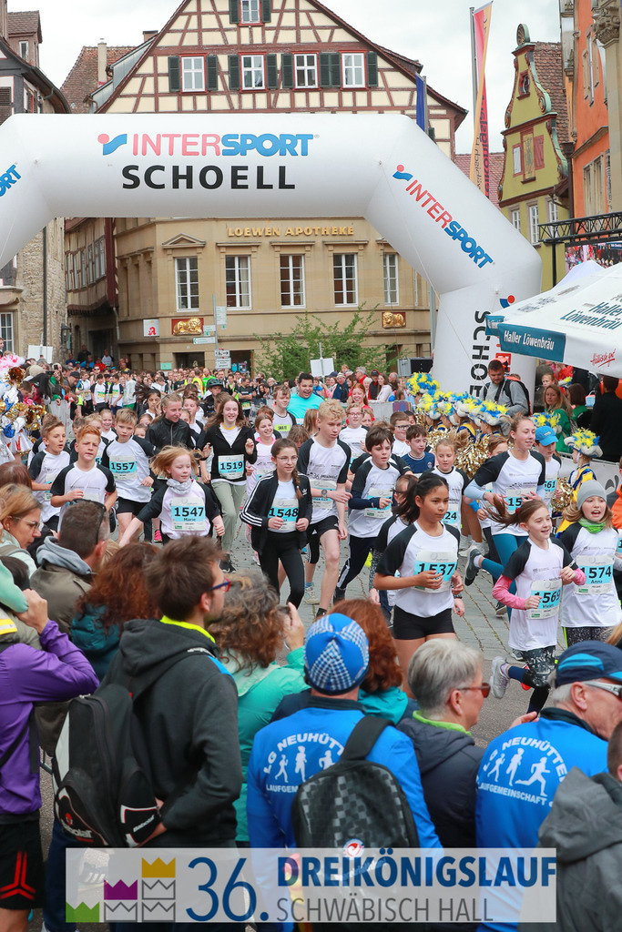 Stadtwerke Schüler und Jugendlauf 1,7km | 3koenigslauf 2022 Stadtwerke Schüler und Jugenlauf 1,7km - Realisiert mit Pictrs.com