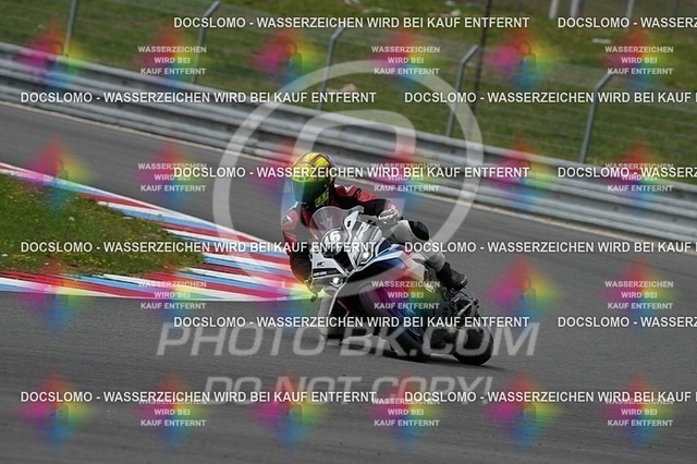 2025_08_01_BK_RSE_12663 | Sportfotografie; SlowMotion; Video; Rennstrecke; Hafeneger; RSE; Speer; Trackday; Motorsportarena; Hockenheimring; Brno; Most; Barcelona; Valencia, Benny; Kaetzmer;