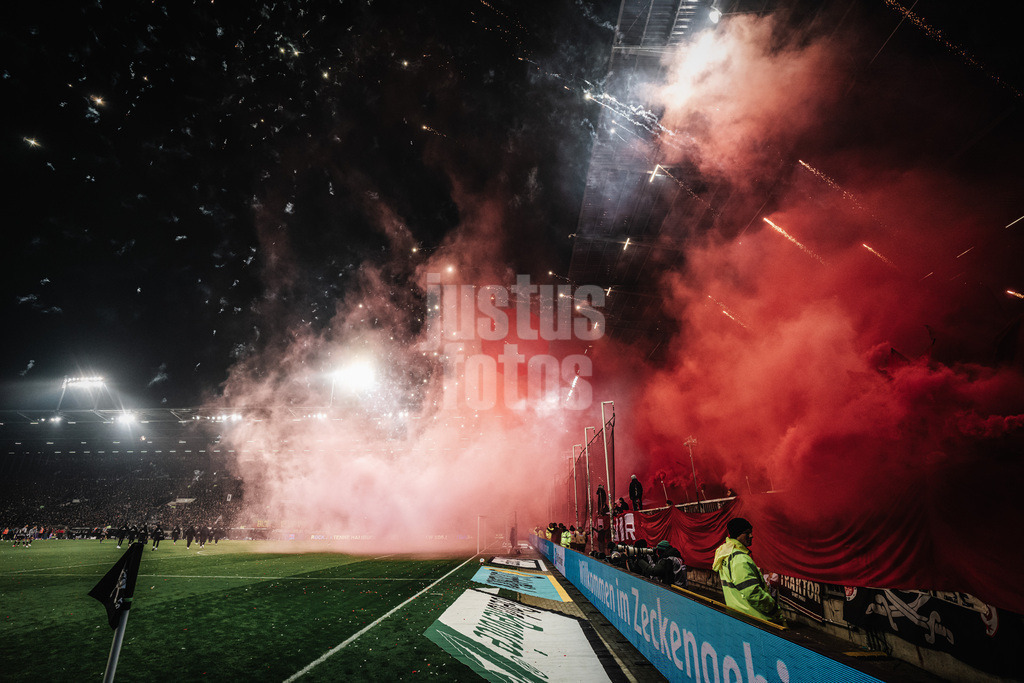 Fußball | Männer | Saison 2025/2026  | Fußball-Bundesliga | 19. Spieltag | FC St. Pauli vs. Hamburger SV | 23.01.2026 | Pyrochtechnik Feuerwerk Choreo