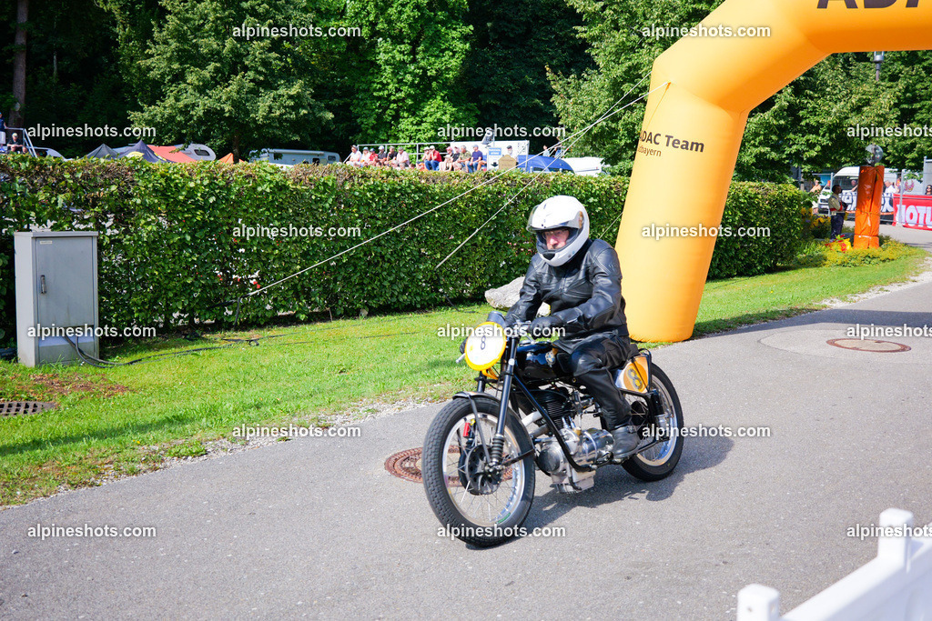 P1025981 | Erleben Sie atemberaubende, hochqualitative Fotos Ihrer Fahrt entlang der malerischen Alpenstraßen. Besuchen Sie alpineshots.com, um professionelle Aufnahmen Ihrer unvergesslichen Reise zu finden und zu kaufen - Realisiert mit Pictrs.com