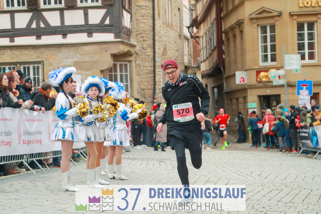 VR Bank Hauptlauf 10000m | 3 Koenigslauf 2023 - Realisiert mit Pictrs.com