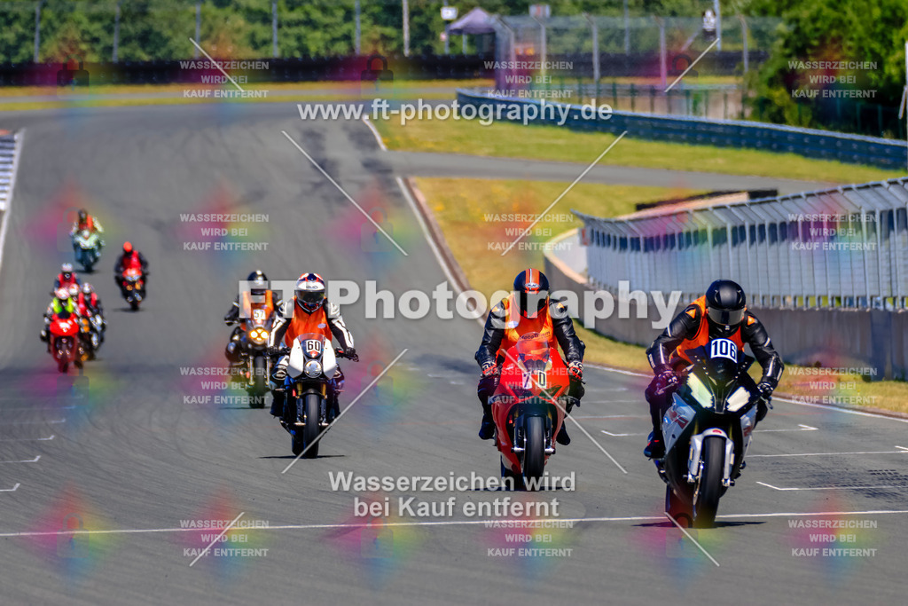 _TCM6053 | Hier findet Ihr Bilder von Touristenfahrten auf der Nürburgring Nordschleife oder von anderen Veranstaltungen die ich besucht habe. Viel Spass beim Durch Schauen 