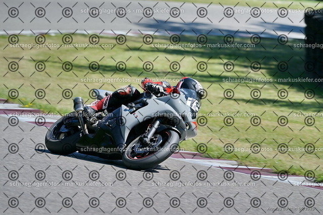 26BT01-0994 | 184 - Realisiert mit Pictrs.com