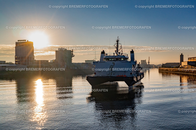 DJI_0148 | 30.09.2022 Drohnenaufnahmen Dt. Schifffahrtstag 2022 Bremen Wendebecken / Weser