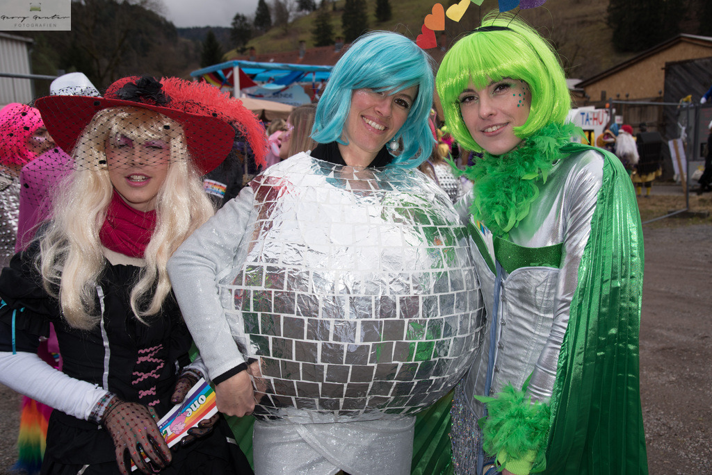 FastSonn_23-119 | Fotoblog Schwarzwald, Foto Blog Wiesental, Pfaffenberg, Winterzauber, Zeller Bergland, Zell im Wiesental, Fotoblog Wiesental, Landschaftsfotos, Bilder Wiesental, Natur, Naturbilder, Fastnacht, Zeller Fastnacht, Zeller Fasnacht, Zeller Bergland, Belchen, - Realisiert mit Pictrs.com