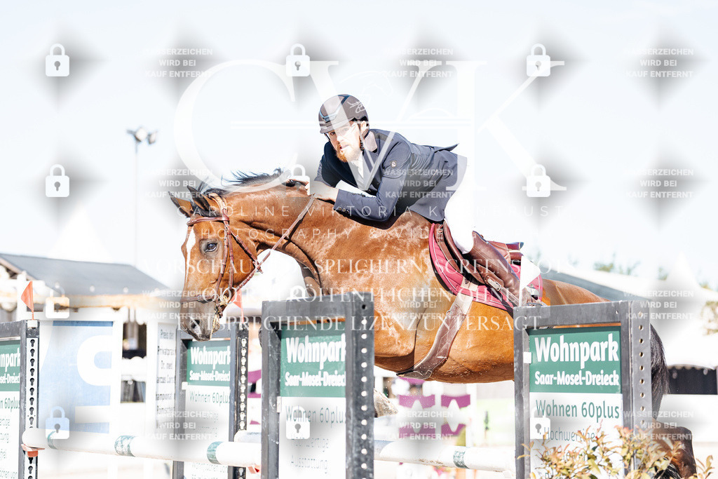CK904602 | Turnierfotografie Pferdefotografie Trier Rheinland-Pfalz Pferdesport Reitsport Tierfotografie Sportfotografie Pferdevideo Pferdevideografie Equestrianvideography equestrianphotography  - Realisiert mit Pictrs.com