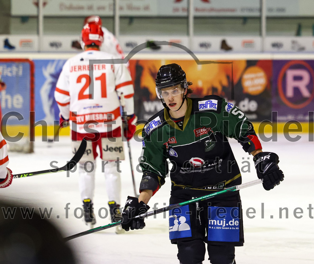 2022-11-13_019_TSV_Erding_gegen_TEV_Miesbach | Erding, Deutschland, 13.11.2022:
Eishockey, Bayernliga 2022 / 2023, 13. Spieltag, TSV Erding gegen TEV Miesbach, Endergebnis: 

Foto: Christian Riedel / fotografie-riedel.net
