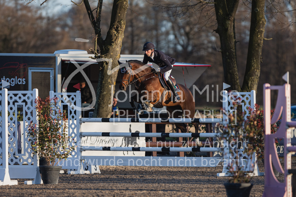 230411_Mühlen_YoungsterM-627 | Deine schönsten Turniermomente als professionelle Fotos! Entdecke hochwertige Pferdesport-Fotografie im Online-Shop. Jetzt Fotos finden & bestellen!