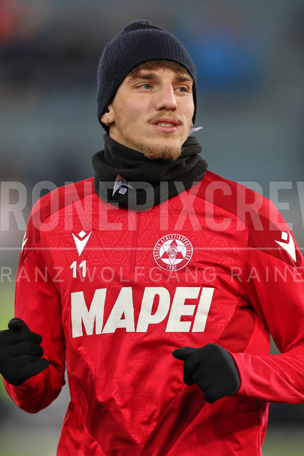 Austrian Bundesliga: Grazer AK 1902 vs LASK | GRAZ, AUSTRIA, 13.DEC.25 - SOCCER - ADMIRAL Bundesliga, Grazer AK 1902 vs LASK. The image shows Tio Cipot (GAK).