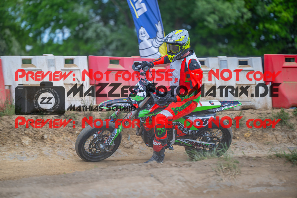 MaZZes-Fotomatrix-20260509-67321 | S5