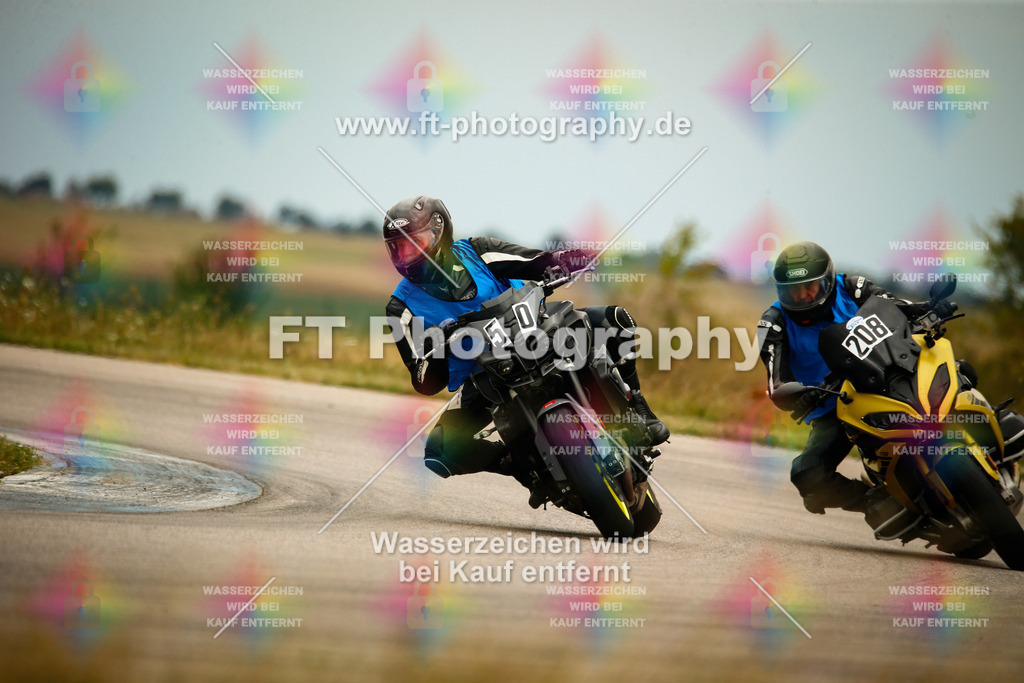 _MOT6850 | Hier findet Ihr Bilder von Touristenfahrten auf der Nürburgring Nordschleife oder von anderen Veranstaltungen die ich besucht habe. Viel Spass beim Durch Schauen 