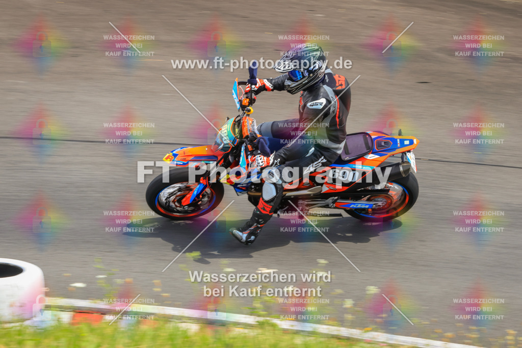 _DSK2520 | Hier findet Ihr Bilder von Touristenfahrten auf der Nürburgring Nordschleife oder von anderen Veranstaltungen die ich besucht habe. Viel Spass beim Durch Schauen 