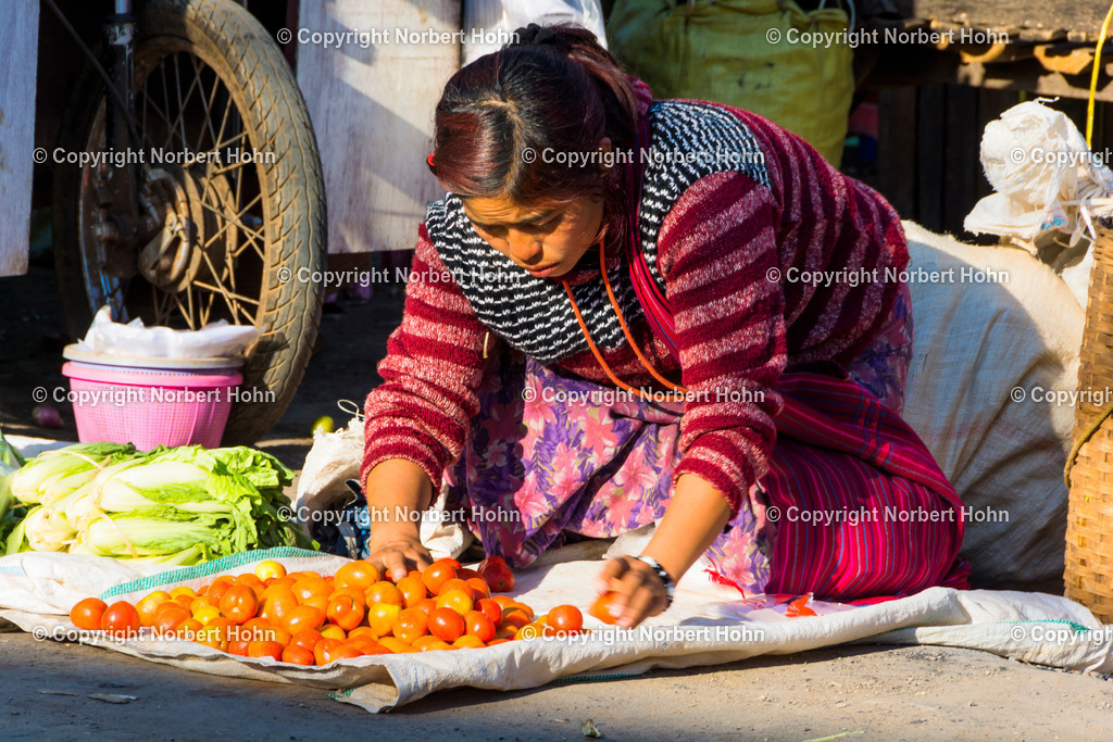 Reisefotografie - Myanmar - Das Land der weißen Elefanten | Marktfrau in Myanmar. - Realisiert mit Pictrs.com