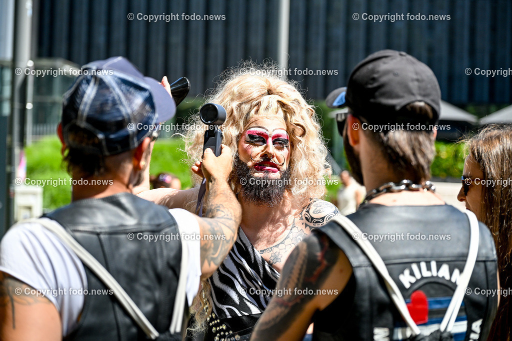 Linzpride 2025_ 21.06.2025-82 | 21.06.2025, Linz, AUT, Linzpride 2025, im Bild Teilnehmer an der Linz Pride 2025