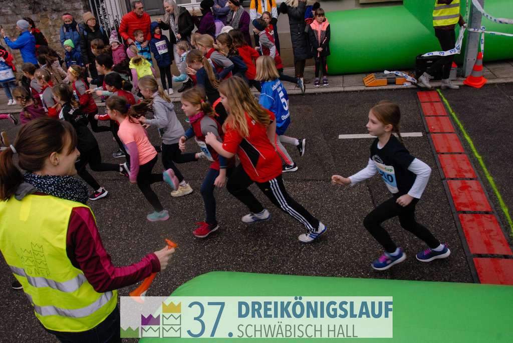 AOK JuniorCup 400m | 3Koenigslauf 2023 - Realisiert mit Pictrs.com