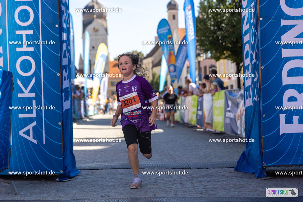 VJ__3348 | Stadtlauf Erding 2025 #stadtlauferding #erdingstadtlauf #stadtlauf_erding #laufmotivation #trisporterding #yourpictrs #sportshot_your_pictrs