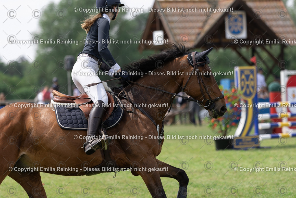 CL5A3371 | Emilia Reinking Fotografie - Realisiert mit Pictrs.com