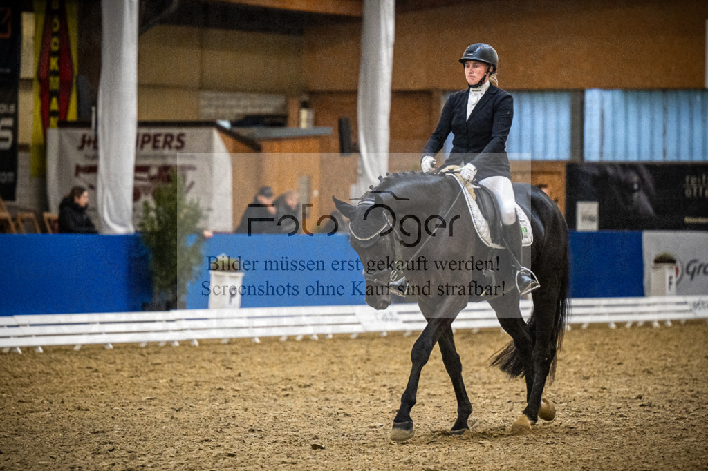 DOS_0647 | Entdecke hochwertige Reitturnierfotos von Foto Oger. Professionell, emotional und authentisch – jetzt Lieblingsmomente im Shop bestellen.Deutschlandweite Turnierfotografie. - Realisiert mit Pictrs.com