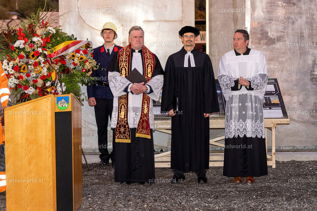Einweihung Mileniumskreuz und 10. Oktoberfeier | Bildershop von pixelworld.at - Realisiert mit Pictrs.com