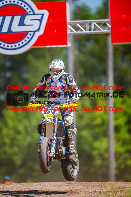 MaZZes_FotoMatrix_230609_6763 | UE40