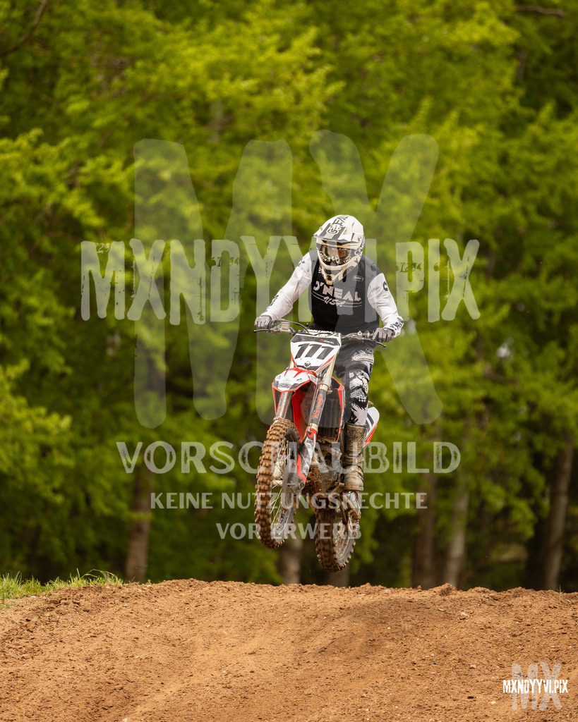 866A5900 | mxndyyvipix