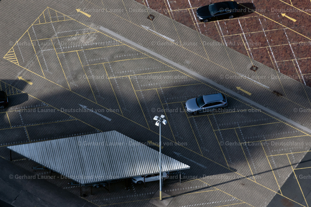 4030374 | Online-Shop für Luftbilder aus Deutschland. Seit über 45 Jahren baut Gerhard Launer das Luftbildarchiv mit unterschiedlichsten Themen stetig weiter aus.