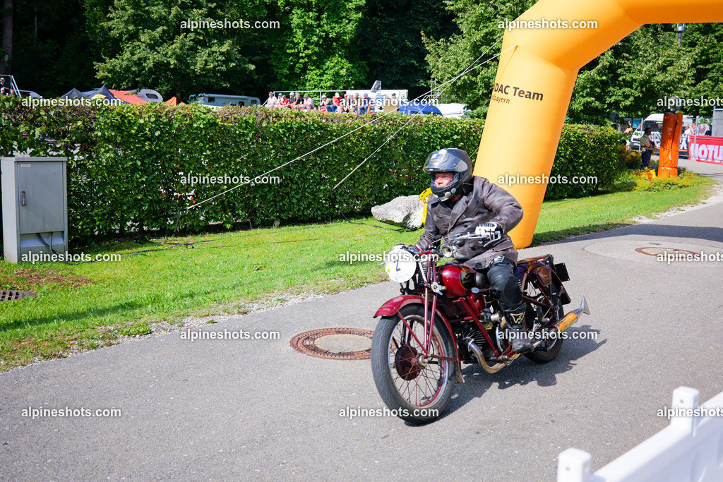 P1025948 | Erleben Sie atemberaubende, hochqualitative Fotos Ihrer Fahrt entlang der malerischen Alpenstraßen. Besuchen Sie alpineshots.com, um professionelle Aufnahmen Ihrer unvergesslichen Reise zu finden und zu kaufen - Realisiert mit Pictrs.com