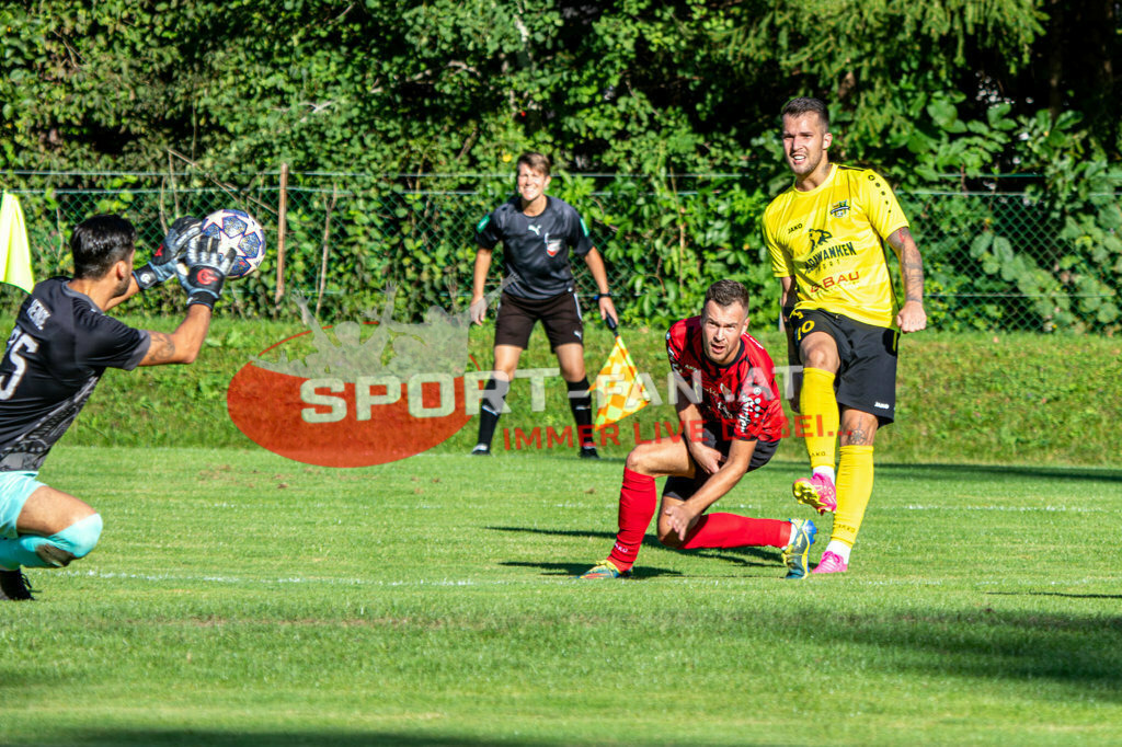 Kärntner Liga | Kärntner Liga ATUS Ferlach - ASKÖ Köttmannsdorf am 02.09.2023 in Ferlach
(Sportplatz Ferlach), Austria, (Photo by Ernst Krawagner sport-fan.at) - Realisiert mit Pictrs.com