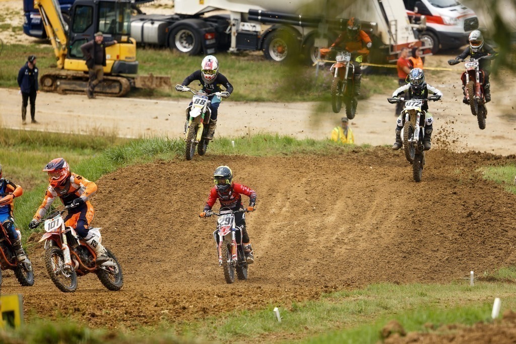 Motocross_Gerstetten_250802_4934 | Fotopresso – Sportfotografie in Heidenheim & Umgebung. Professionelle Sportfotografie für unvergessliche Momente. Dynamische Action-Shots, emotionale Szenen & hochwertige Bilder. - Realisiert mit Pictrs.com