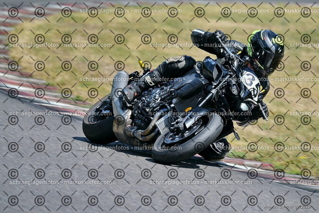 25bt04-0999 | markuskiefer.com - Realisiert mit Pictrs.com