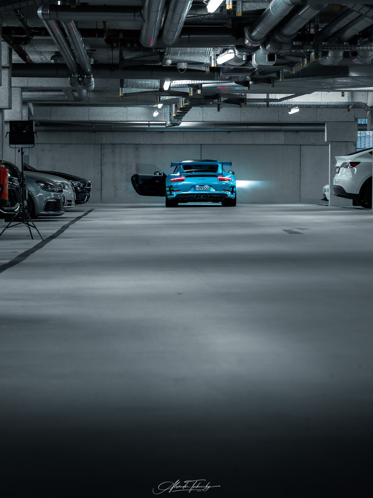 R6AT0462 _Alexander Tschuncky | Entdecken Sie die faszinierende Welt von Alexander Tschuncky Arts: Kreative Fotografie, atemberaubende Automobilkunst und hochwertiger Bilderdruck. Lassen Sie sich inspirieren! - Realisiert mit Pictrs.com