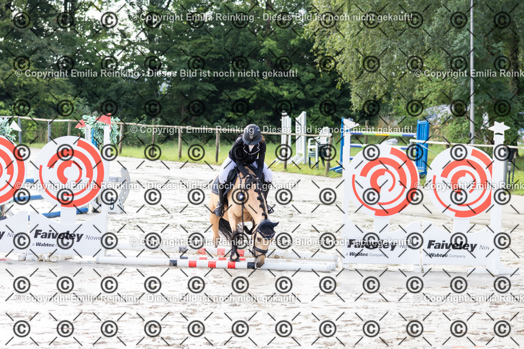 CL5A0185 | Emilia Reinking Fotografie - Realisiert mit Pictrs.com