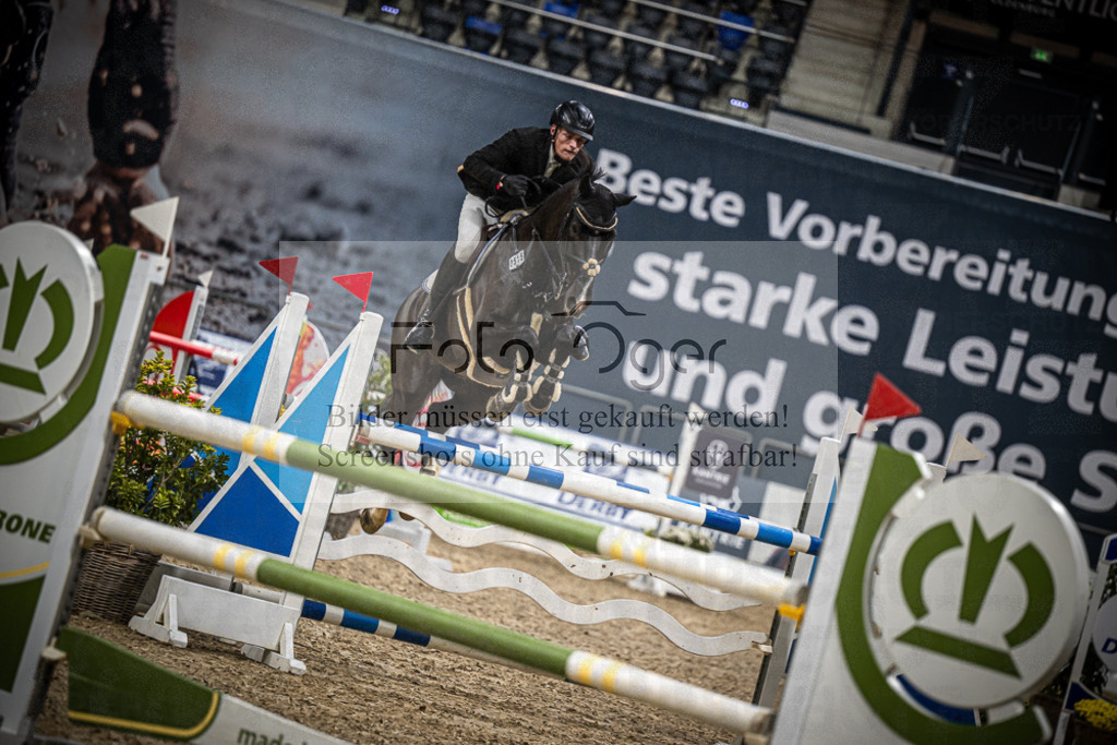 DOS_0035 | Entdecke hochwertige Reitturnierfotos von Foto Oger. Professionell, emotional und authentisch – jetzt Lieblingsmomente im Shop bestellen.Deutschlandweite Turnierfotografie. - Realisiert mit Pictrs.com